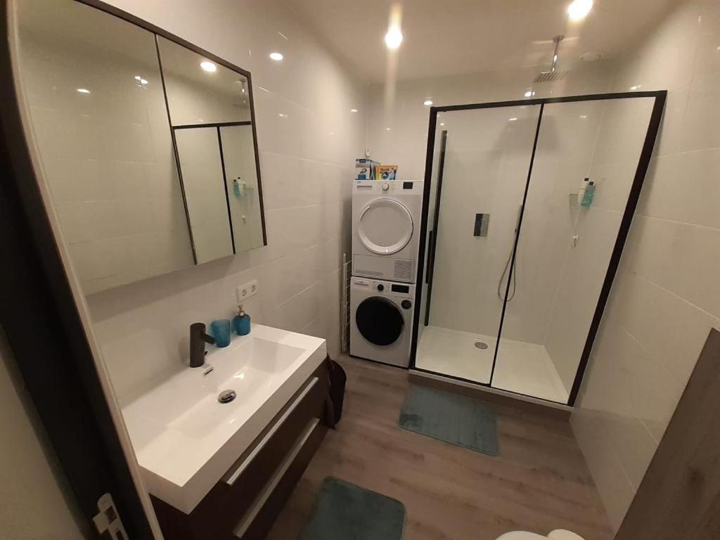 Appartement DELUXE Tilburg Buitenkant foto