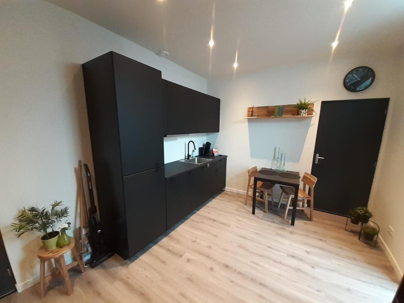 Appartement DELUXE Tilburg Buitenkant foto